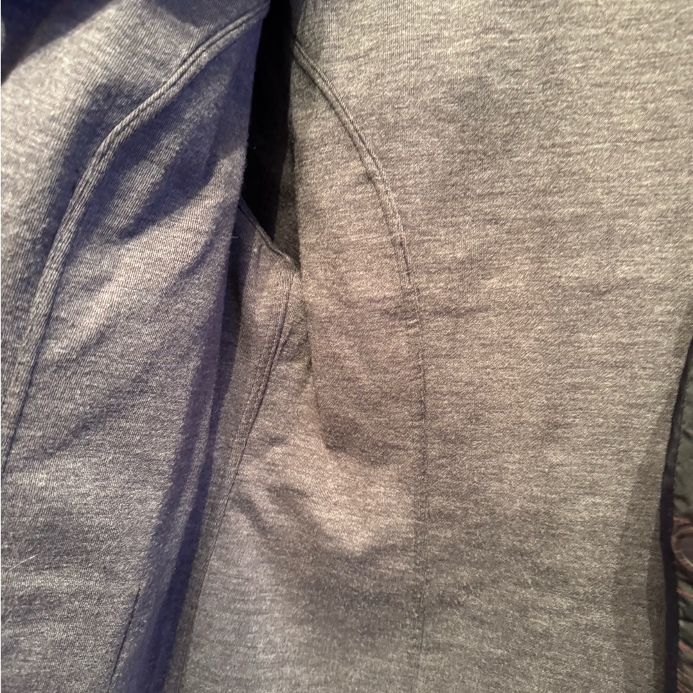 Chicos Reversible Solid Gray Or Burgundy Plaid Fa… - image 6